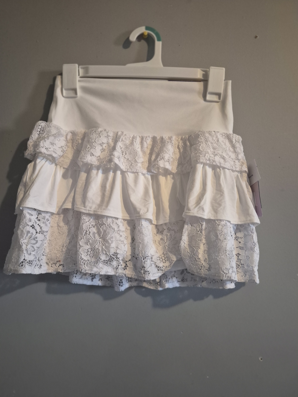 JoyLab White Lace Ruffle Skirt